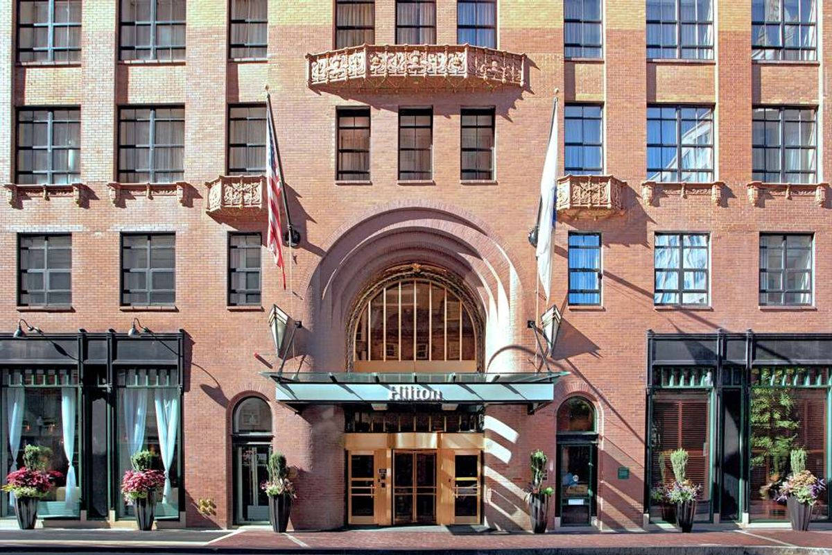 Hilton Boston Downtown Faneuil Hall Entrance Wallpaper