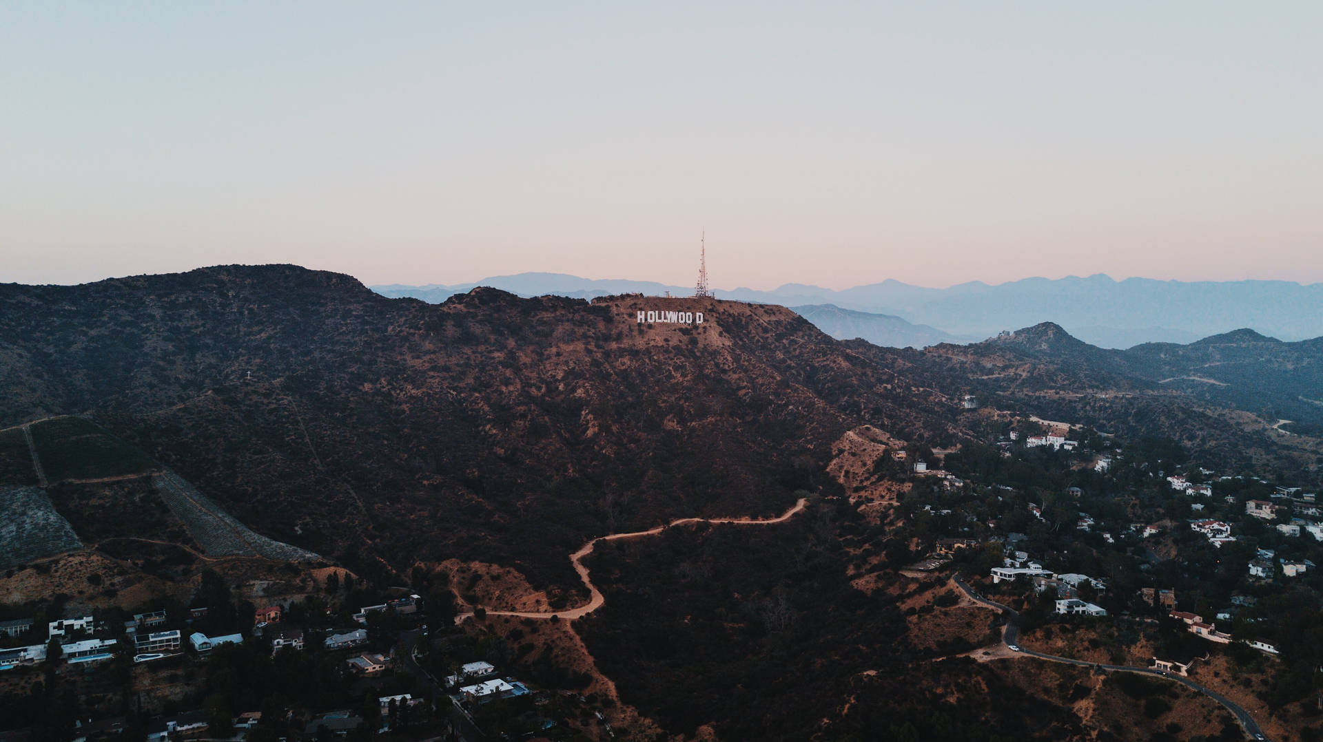 Hollywood Lo Fi Mountain Wallpaper
