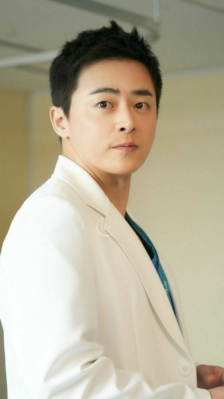 Hospital Playlist Ik-jun Portrait Wallpaper