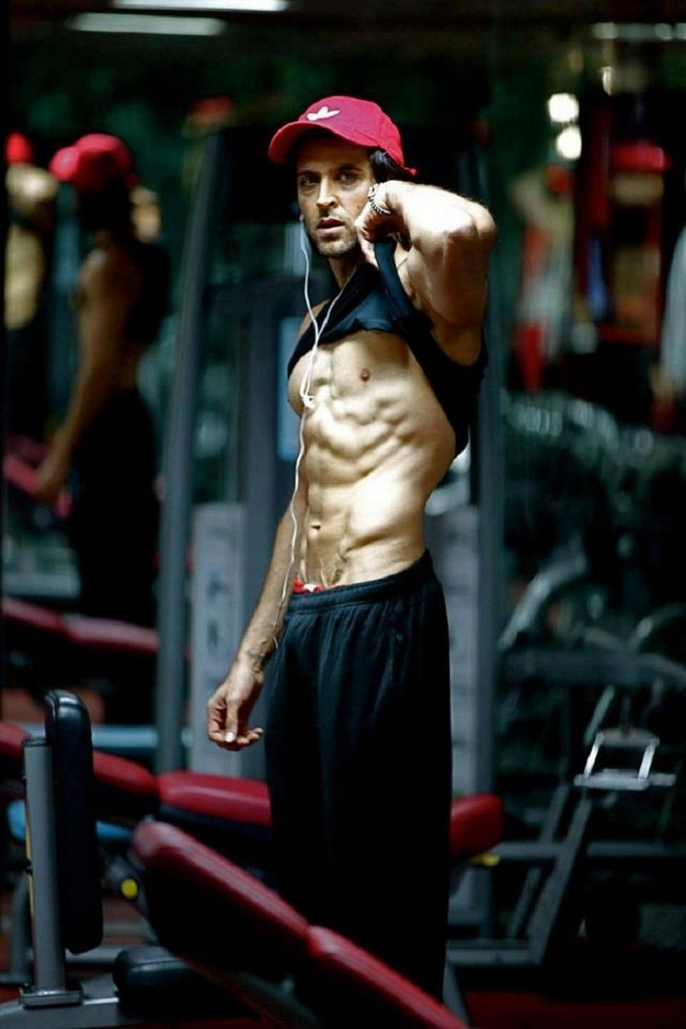 Hrithik Roshan Body Pulling Up Shirt Wallpaper