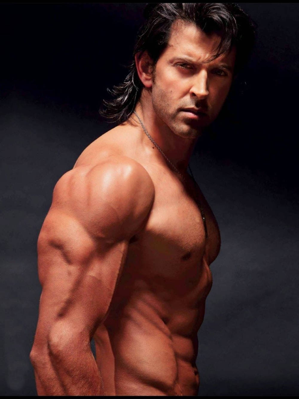 Hrithik Roshan Body Side Profile Wallpaper