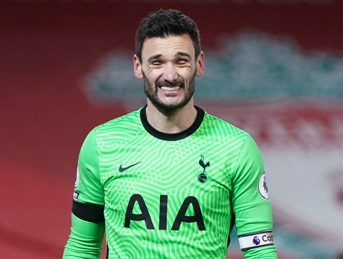 Hugo Lloris Wincing Wallpaper