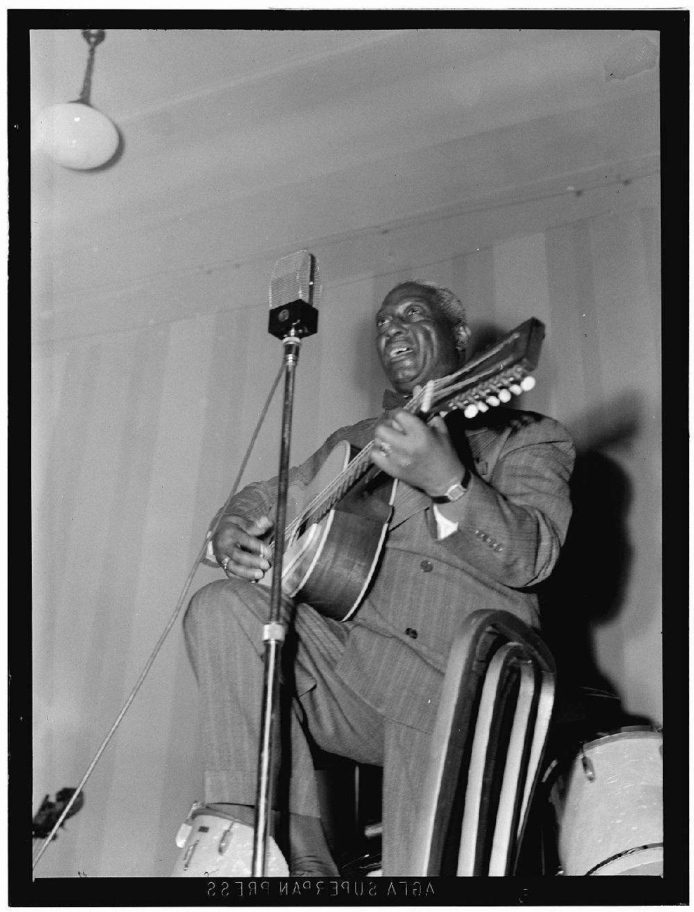 Iconic Folk & Blues Legend Leadbelly At National Press Club Wallpaper