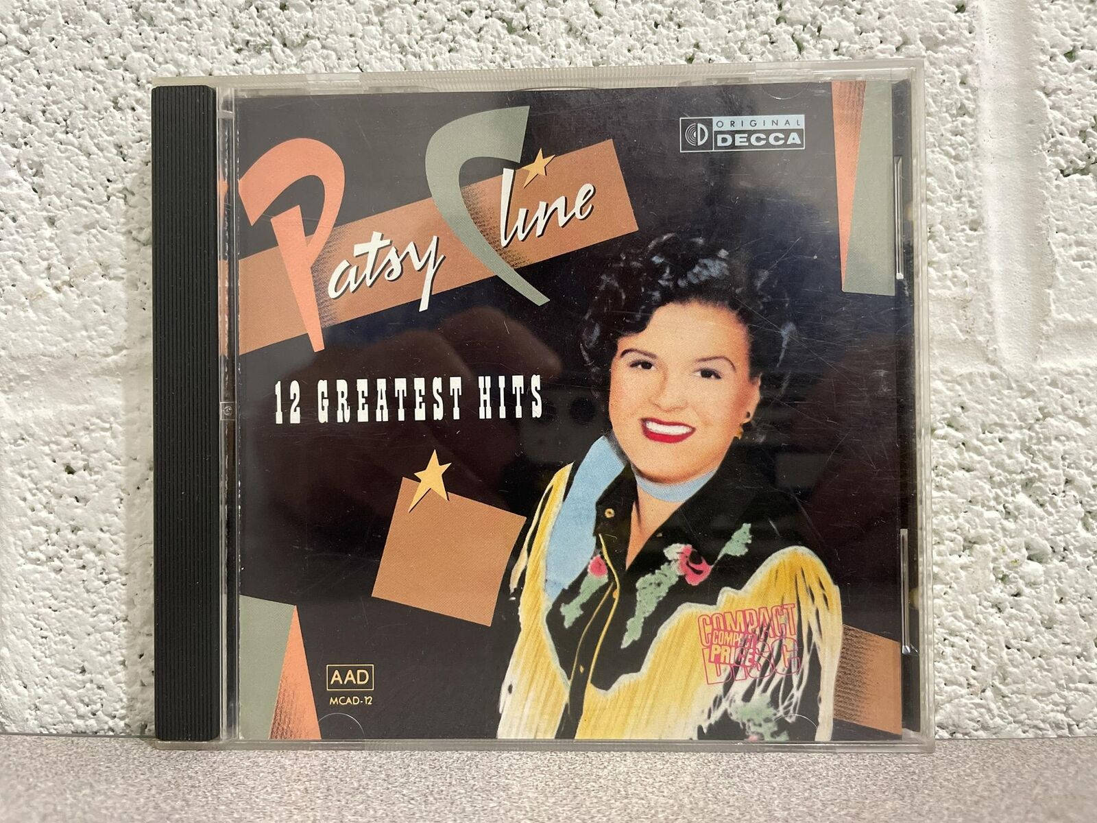 Iconic Patsy Cline's Album Cover - 12 Greatest Hits Wallpaper