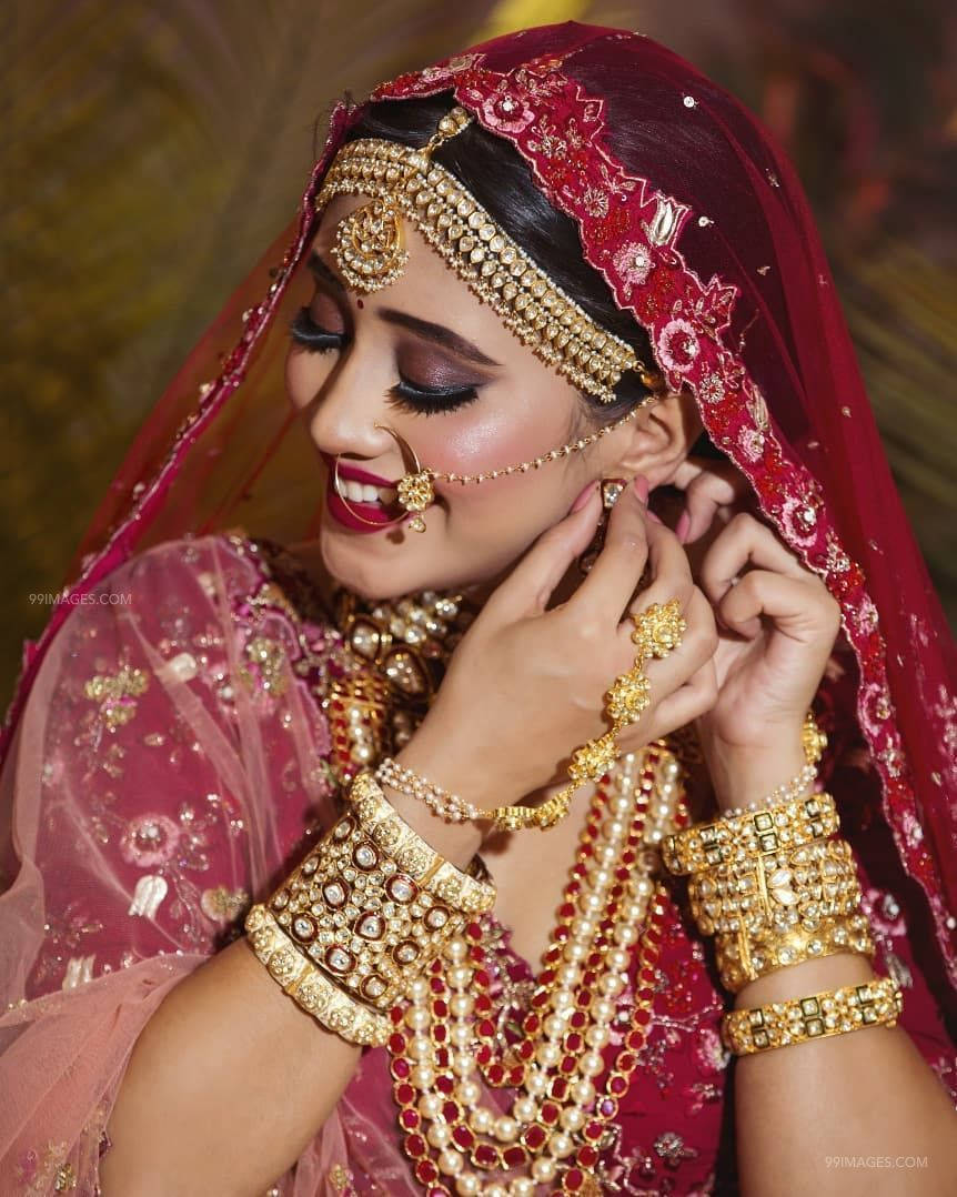 Indian Bridal Earrings Wallpaper