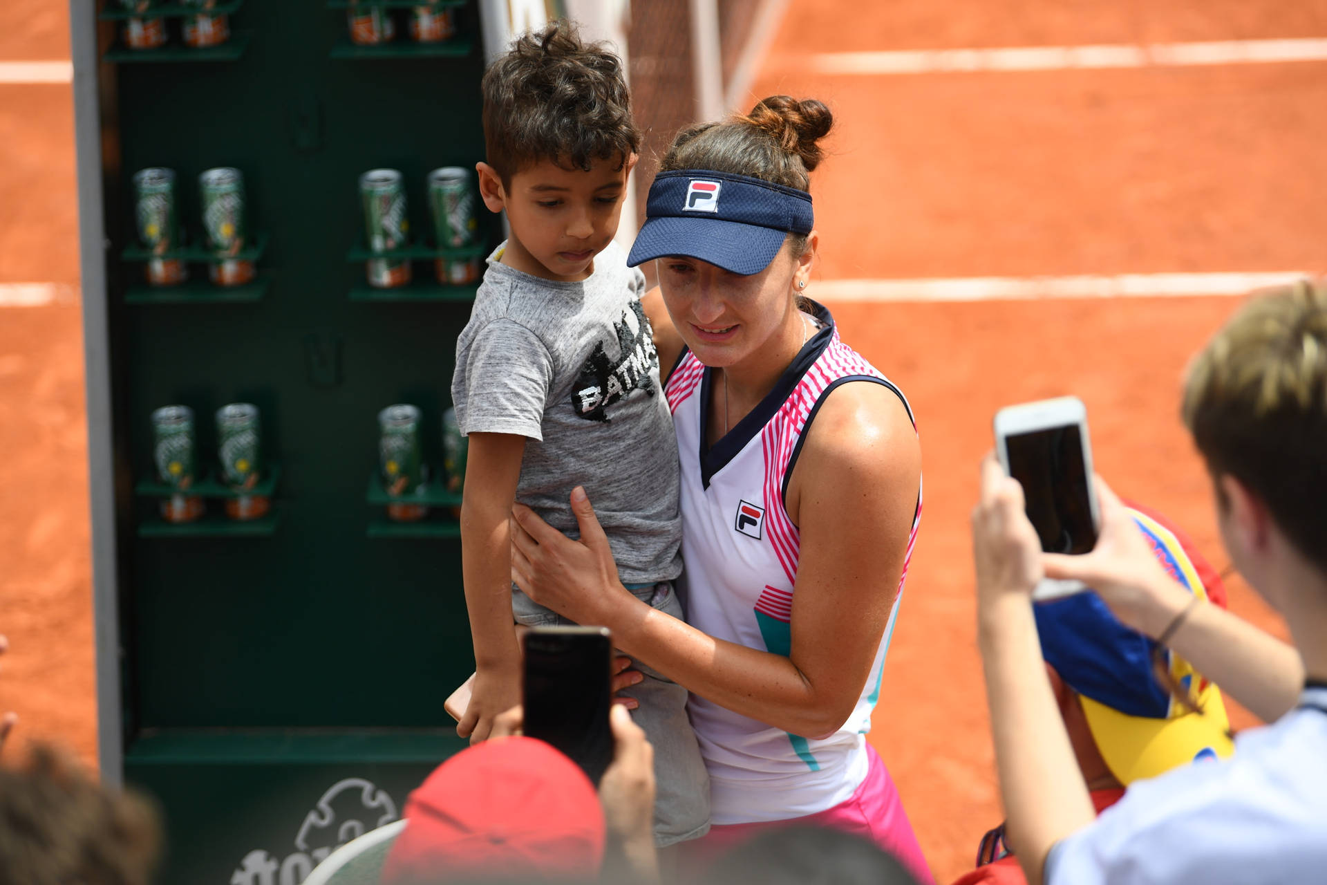 Irina-camelia Begu Carrying Kid Wallpaper