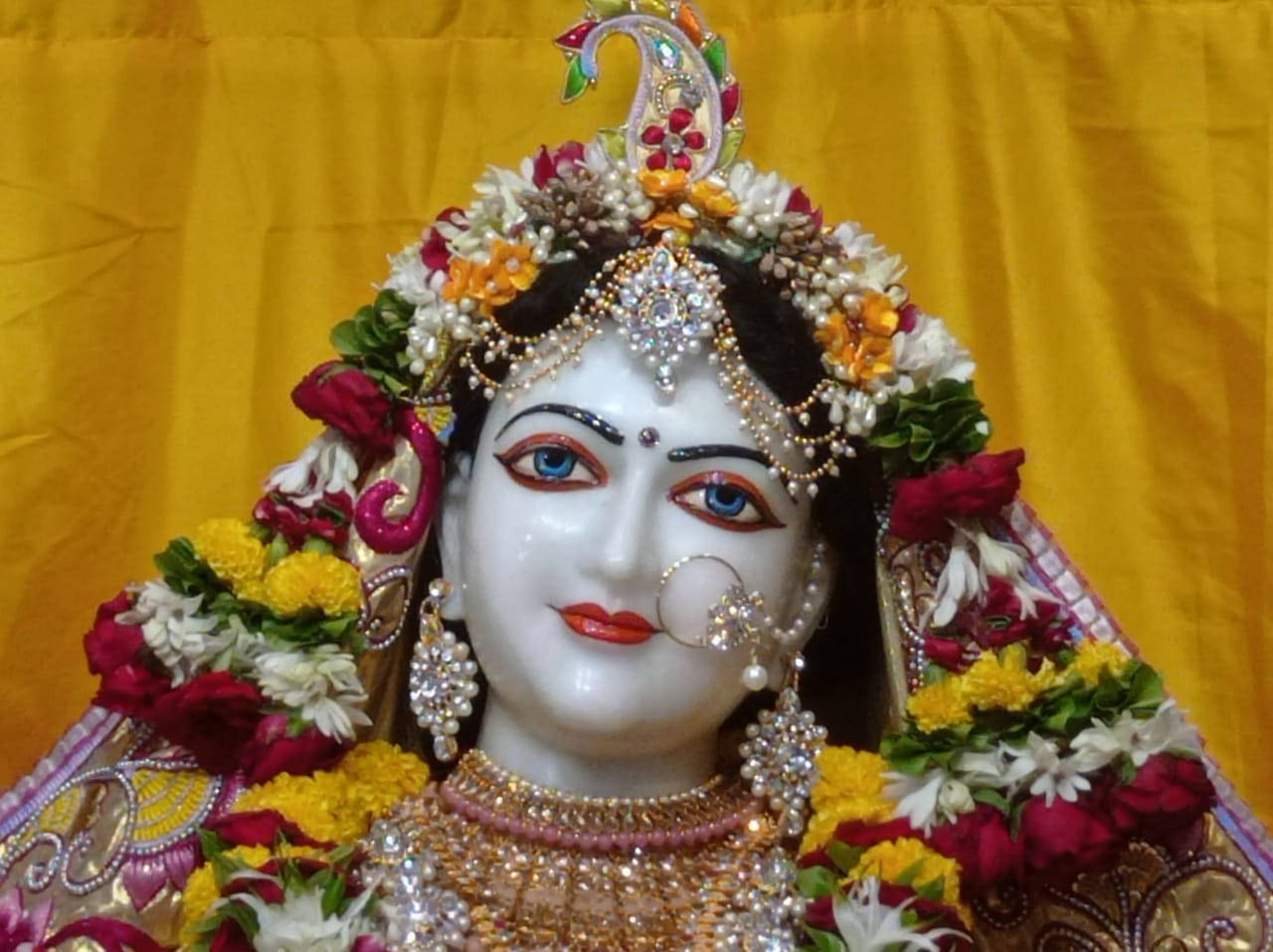 Iskcon Radha Figure Wallpaper