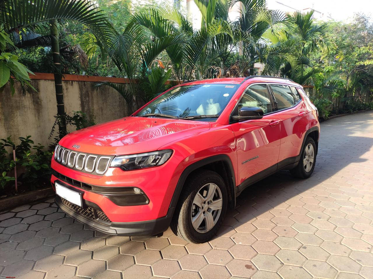 Jeep Compass On Hexagon Tiles Wallpaper