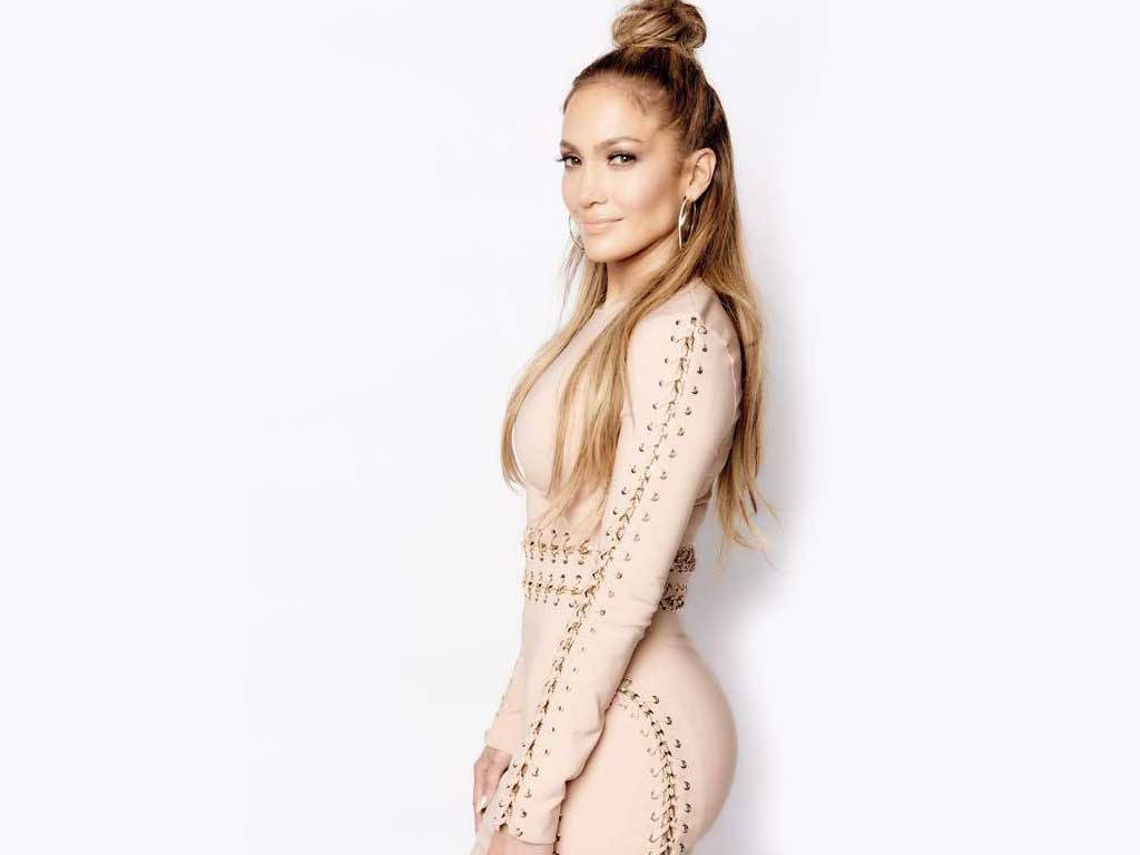 Jennifer Lopez At American Idol Set Wallpaper