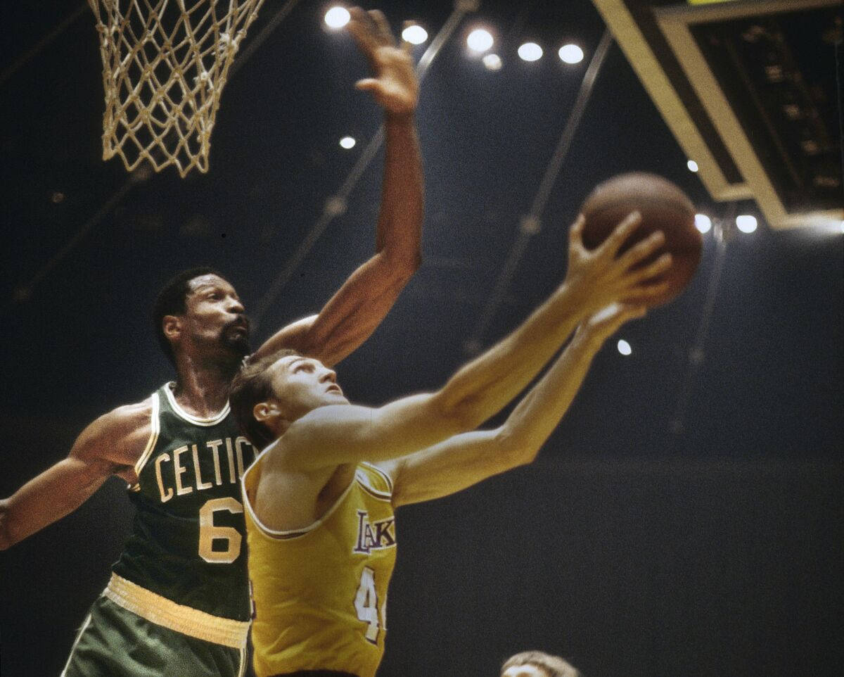 Jerry West Bill Russell Reverse Layup 1960s Nba Wallpaper