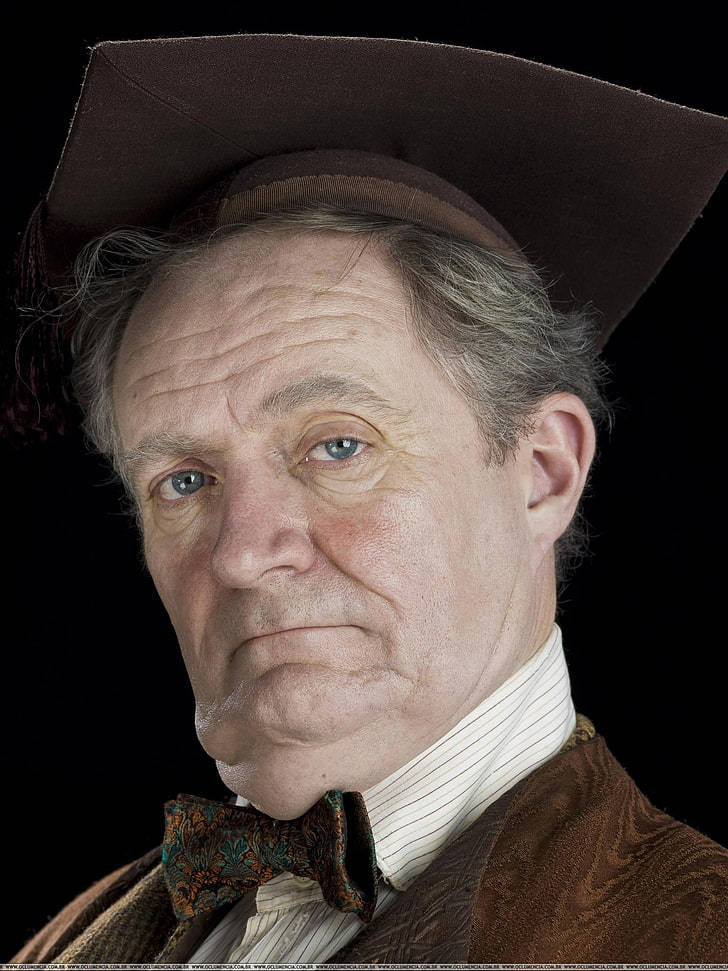 Jim Broadbent Slughorn Harry Potter 7 Wallpaper