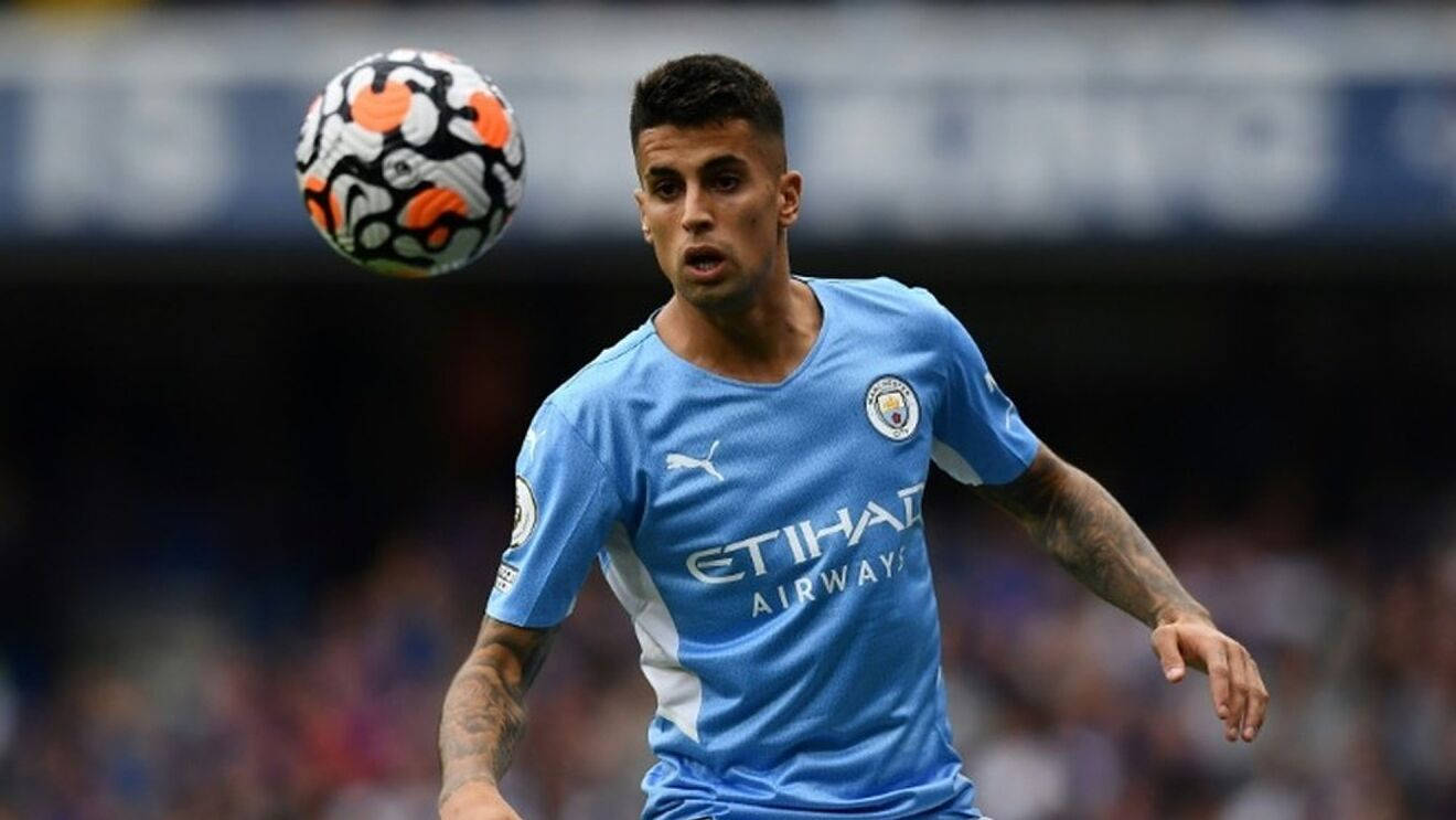 Joao Cancelo Eyes On The Ball Wallpaper