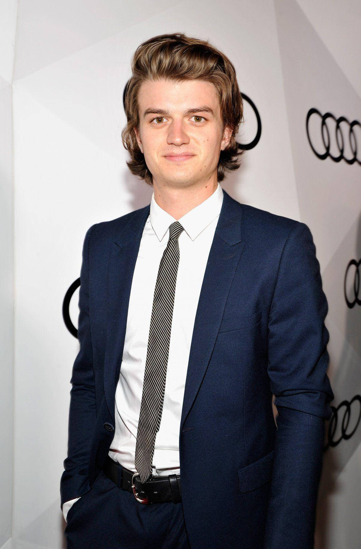 Joe Keery At Premiere Celebration Wallpaper