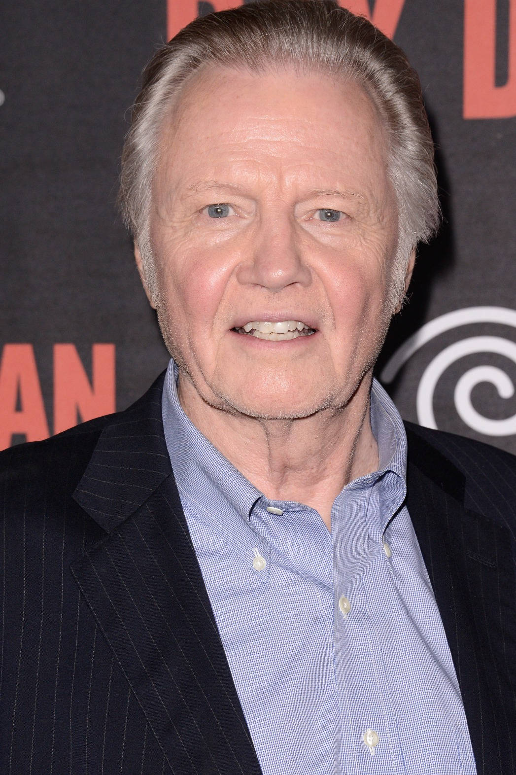 Jon Voight In Gala Wallpaper