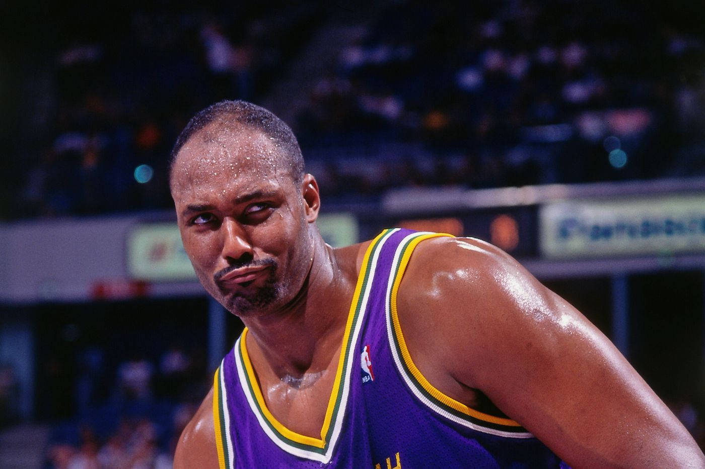 Karl Malone Make Face To Someone Wallpaper