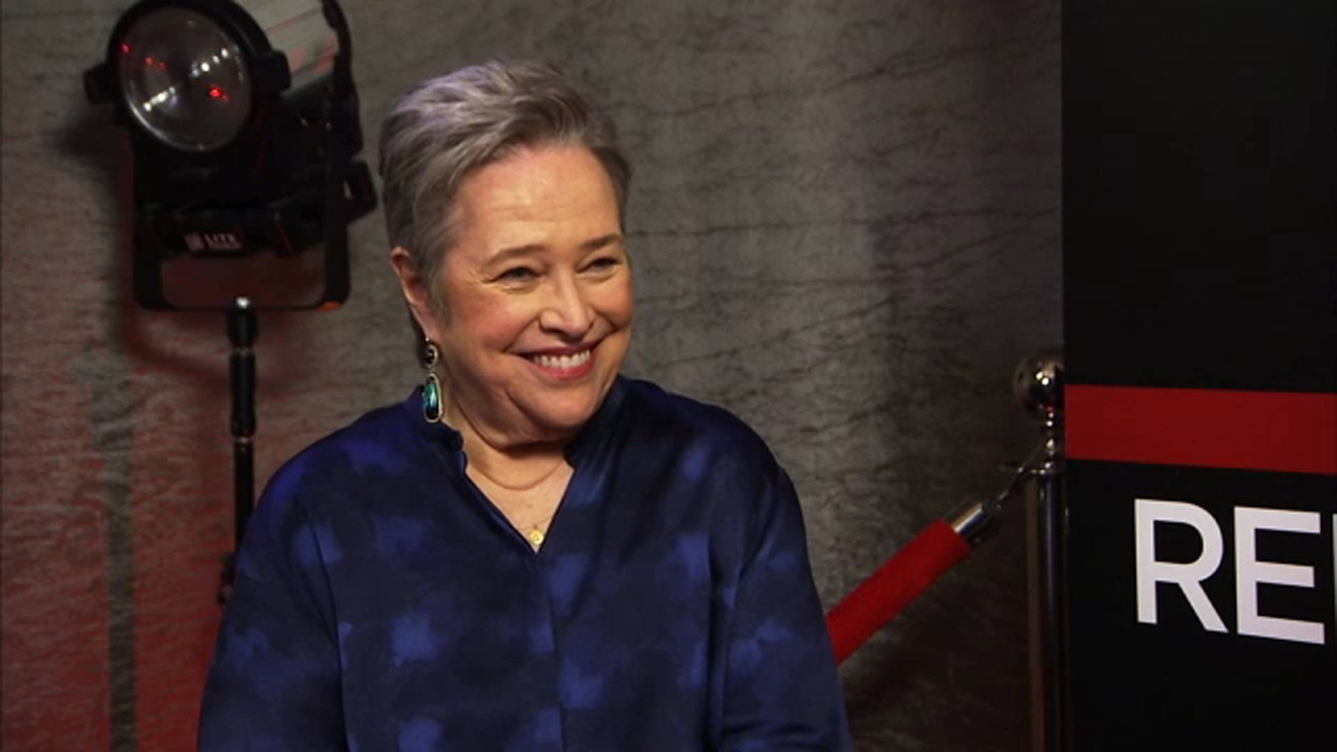 Kathy Bates 4th Oscar Nomination Wallpaper