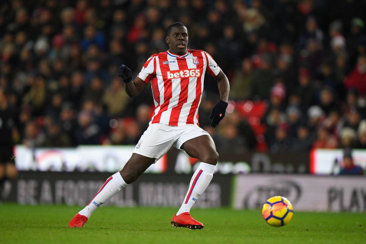 Kurt Zouma Stoke City Yellow Ball Wallpaper