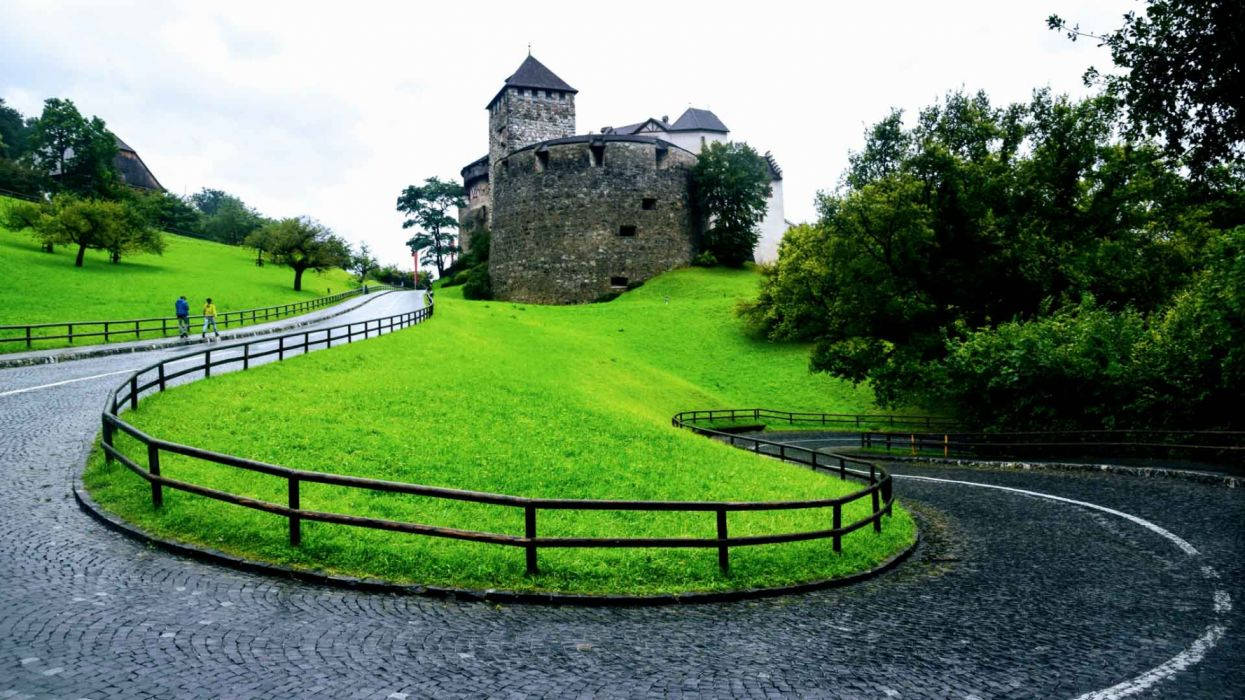 Lichtenstein Vaduz Castle Road Wallpaper