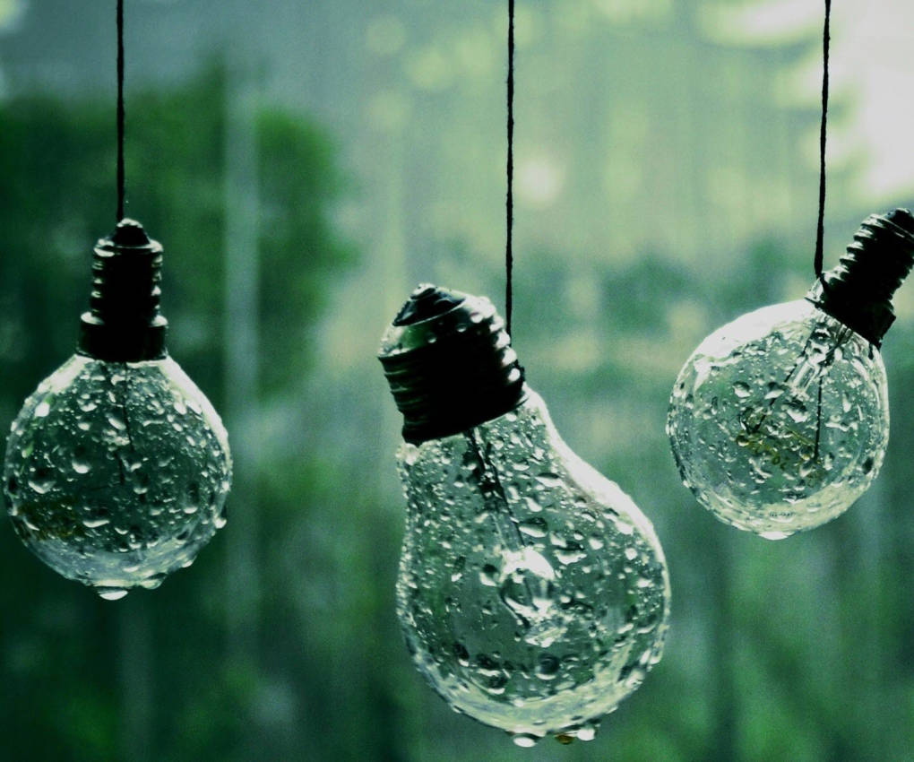 Light Green Aesthetic Light Bulbs Wallpaper