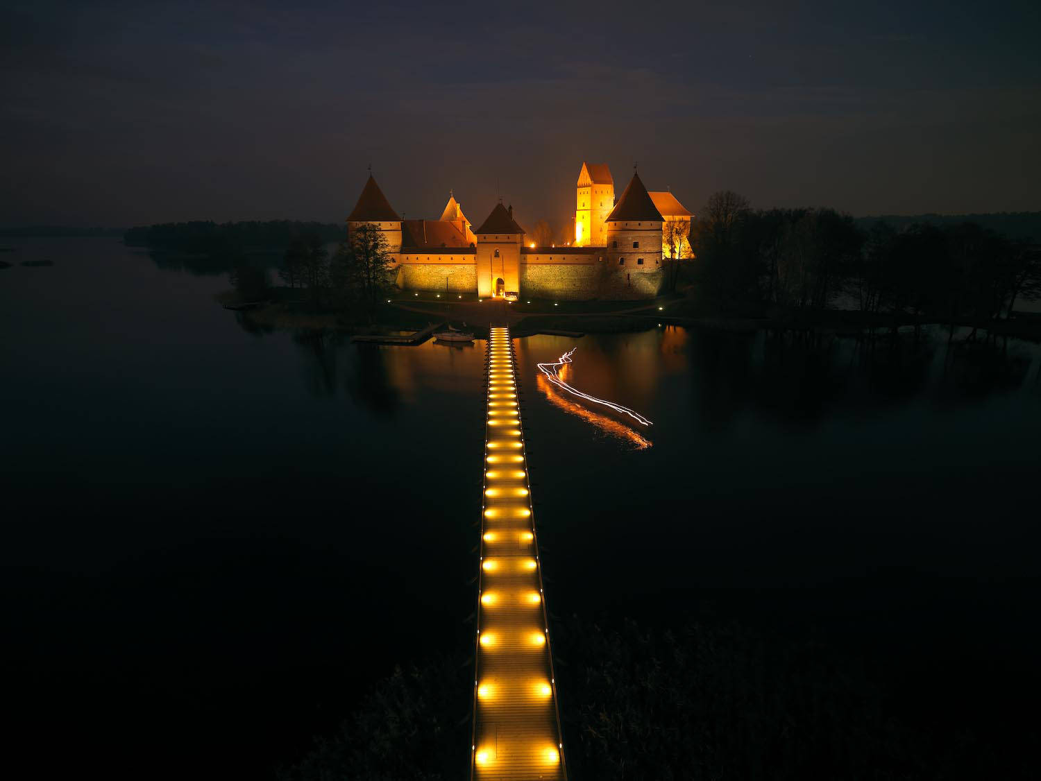 Lithuania Trakai Island Castle At Night Wallpaper