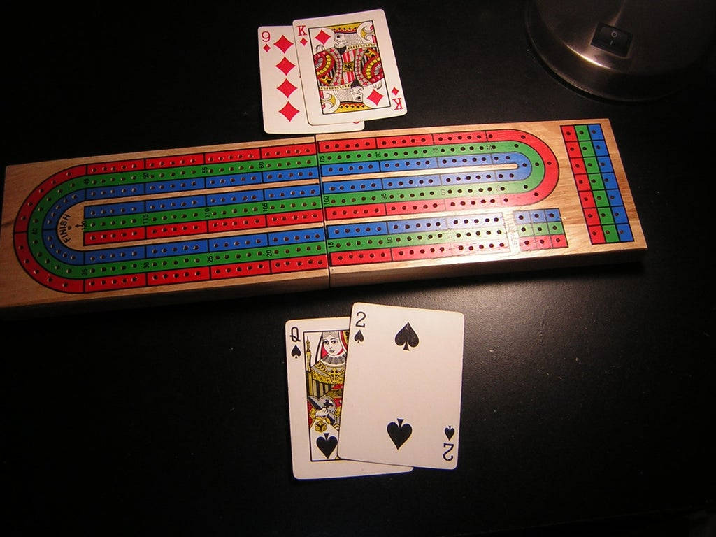 Long Cribbage Board King Queen Card Wallpaper