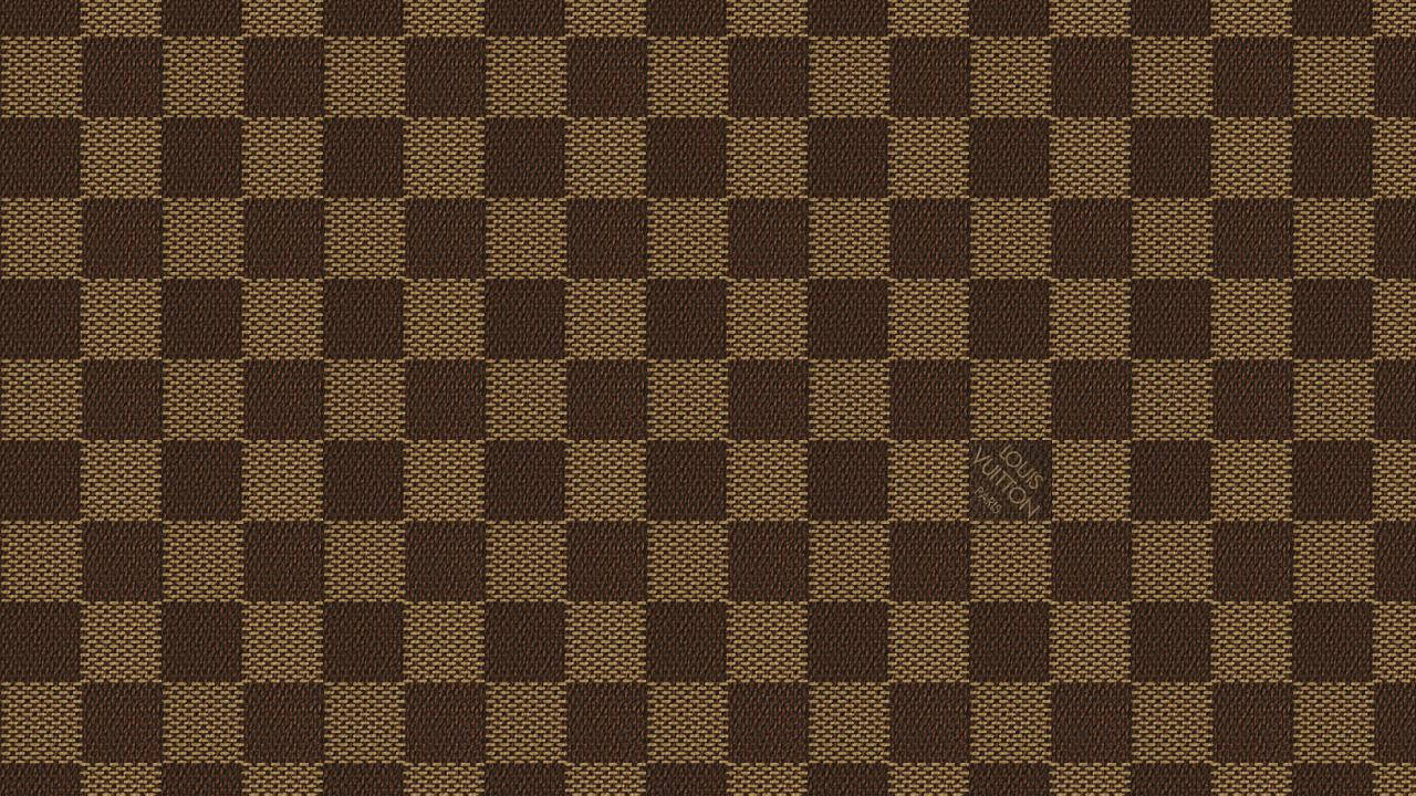 Louis Vuitton Vintage Checkered Wallpaper