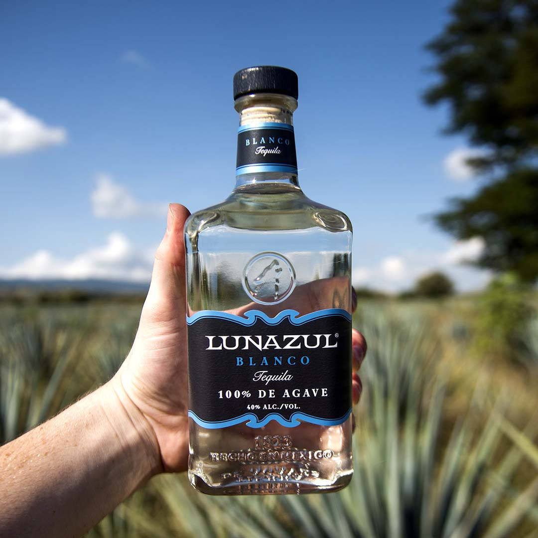 Lunazul Blanco Tequila Sky Wallpaper