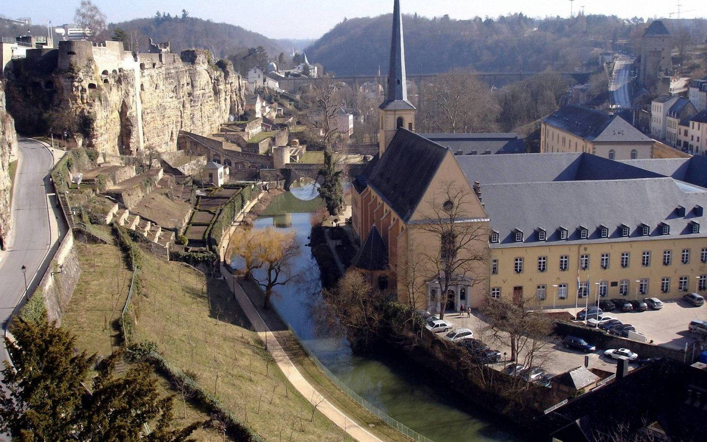 Luxembourg City Canal Wallpaper