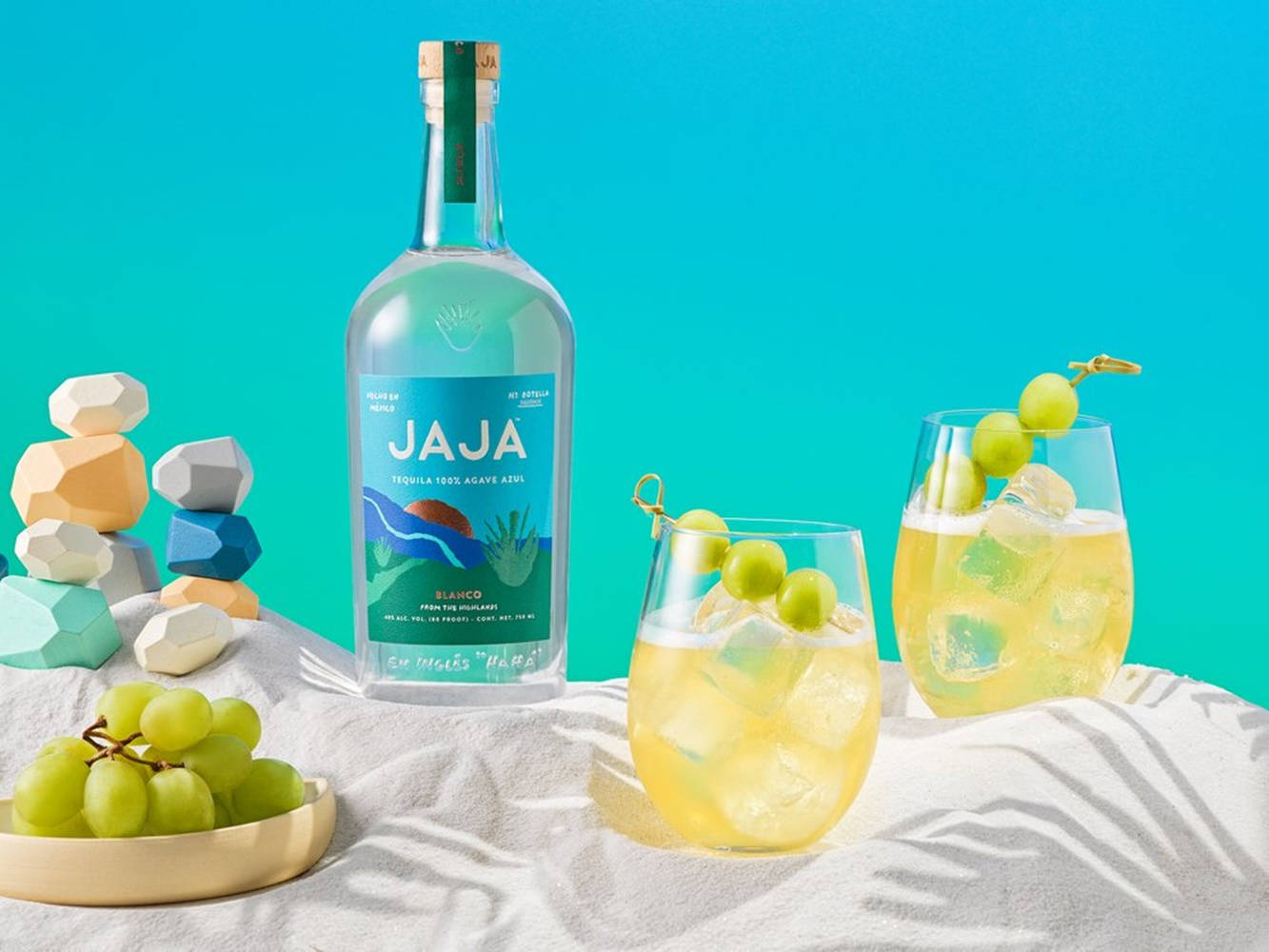 Luxurious Jaja Tequila Green Grape Cocktail Wallpaper