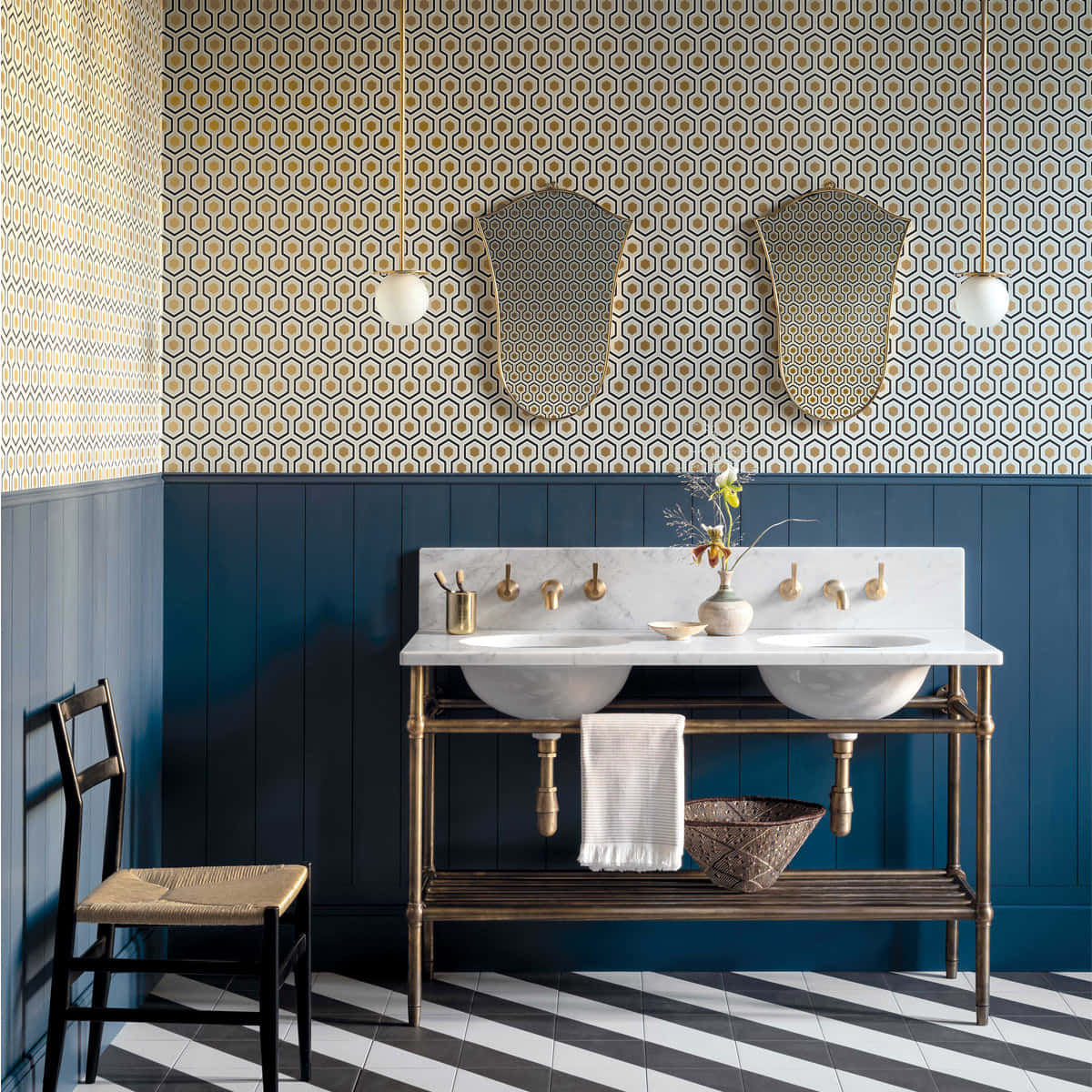 Luxury Dual-sink Blue Bathroom Wallpaper