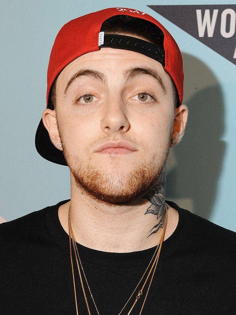 Mac Miller In Cap And Necklace Wallpaper