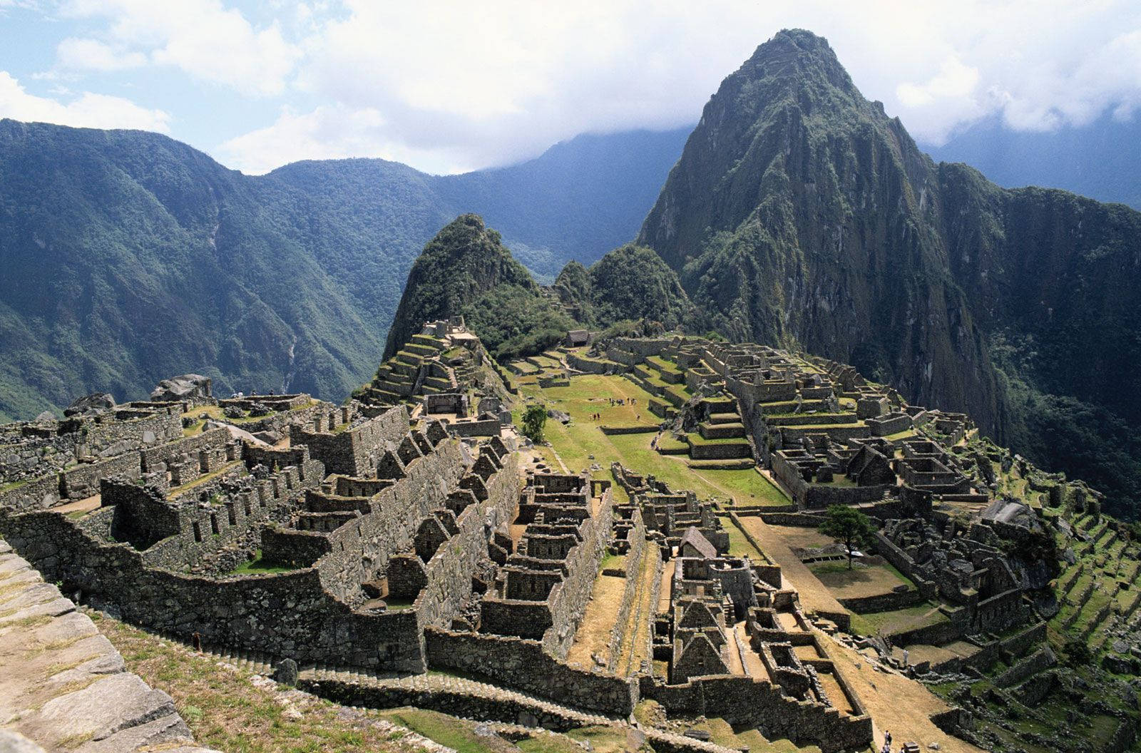 Machu Picchu, Peru Wallpaper