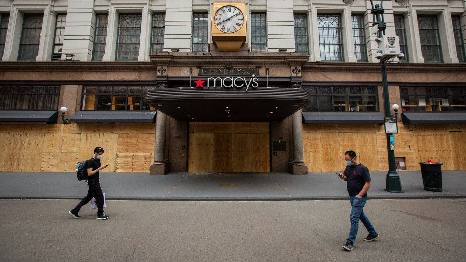 Macy's Boarded-up Storefront Wallpaper