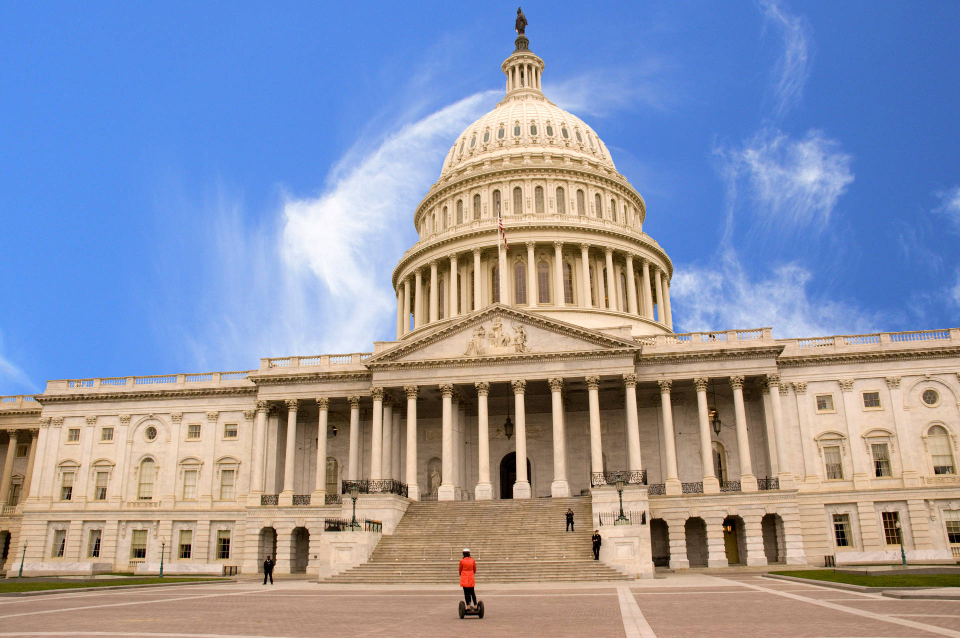 Majestic United States Capitol Building Wallpaper