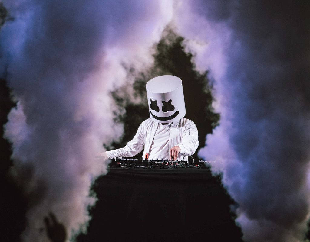 Marshmallow Dj With Smoke Effect Wallpaper