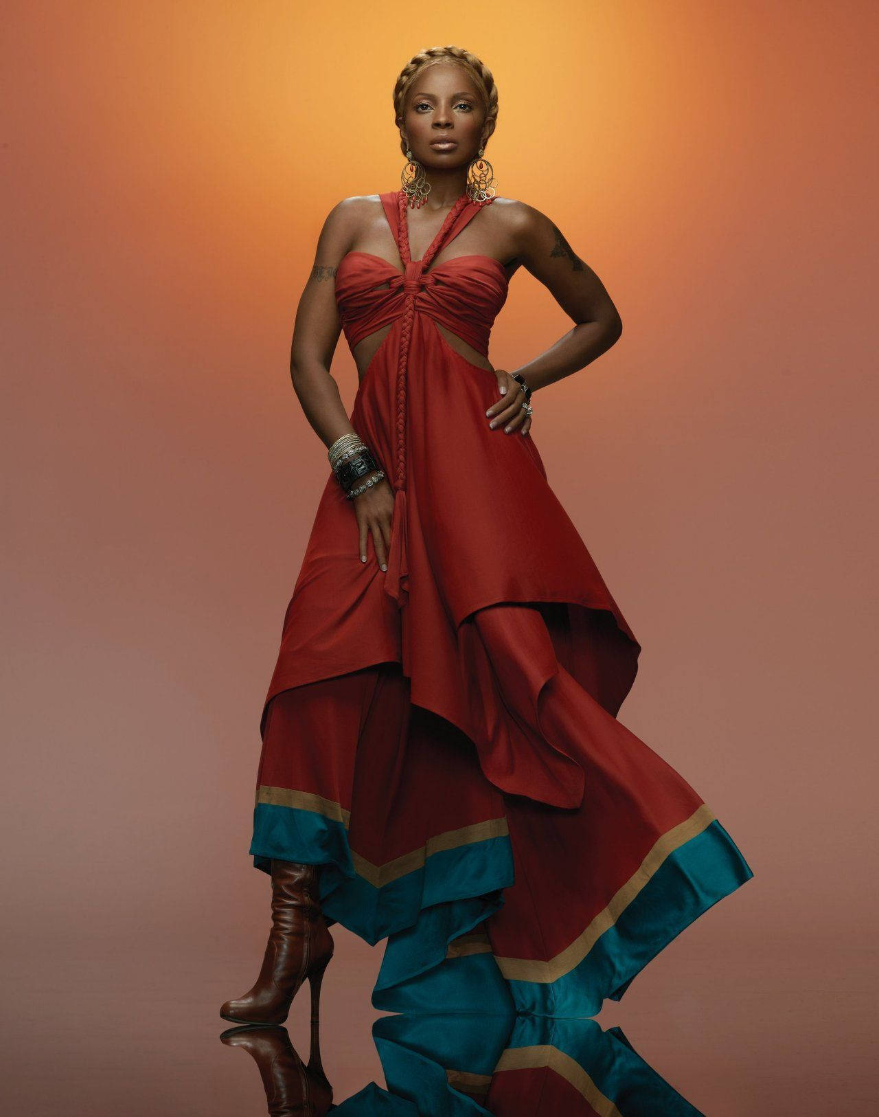 Mary J. Blige In Her The Breakthrough Album Wallpaper