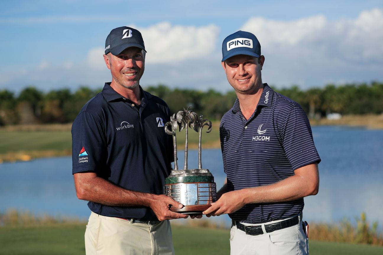 Matt Kuchar Harris English With Trophy Wallpaper