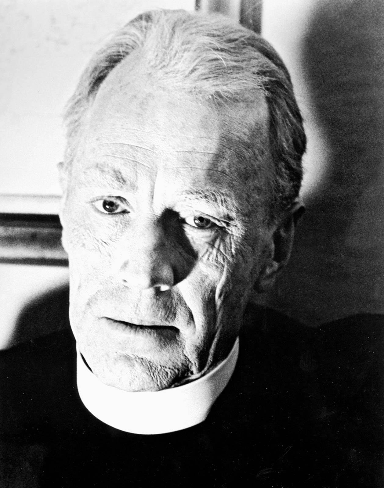 Max Von Sydow As Father Merrin Wallpaper