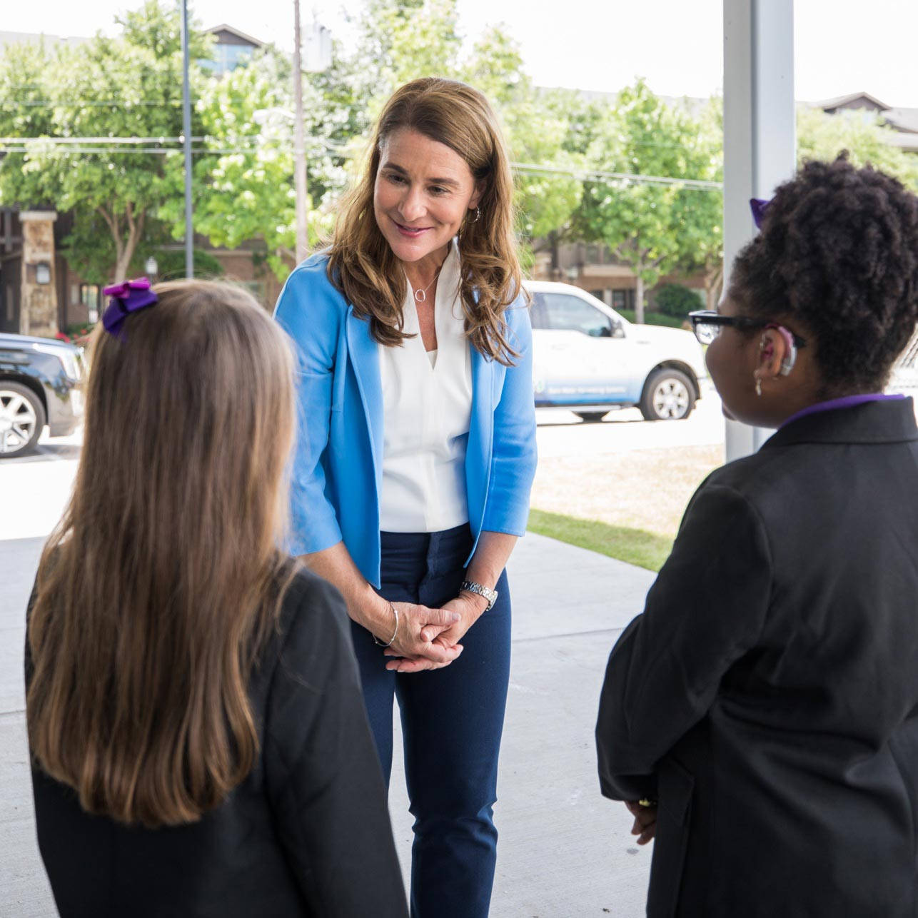 Melinda French Gates At The Solar Preparatory School For Girls Wallpaper