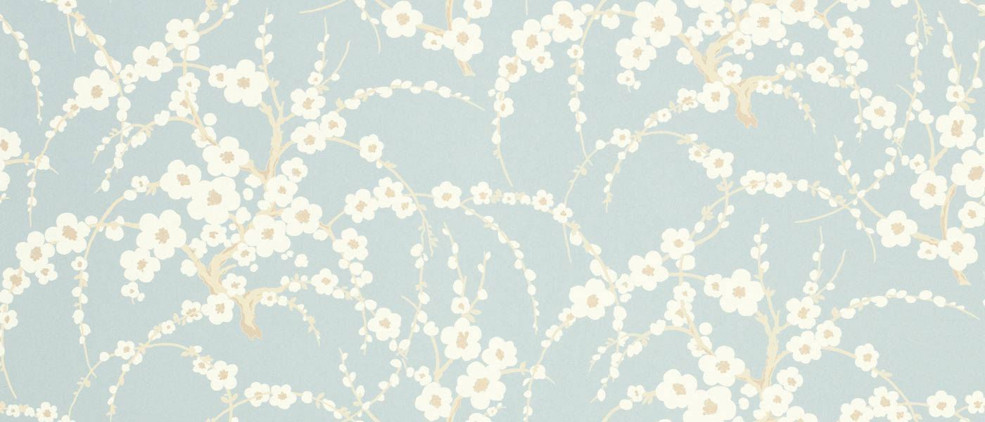 Minimalist White Floral Wallpaper