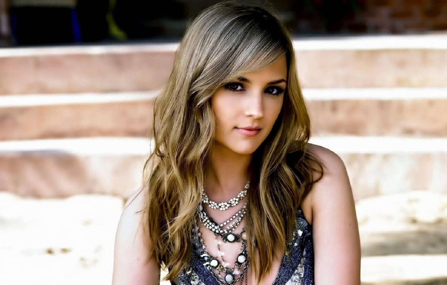 Model Rachael Leigh Cook Wallpaper