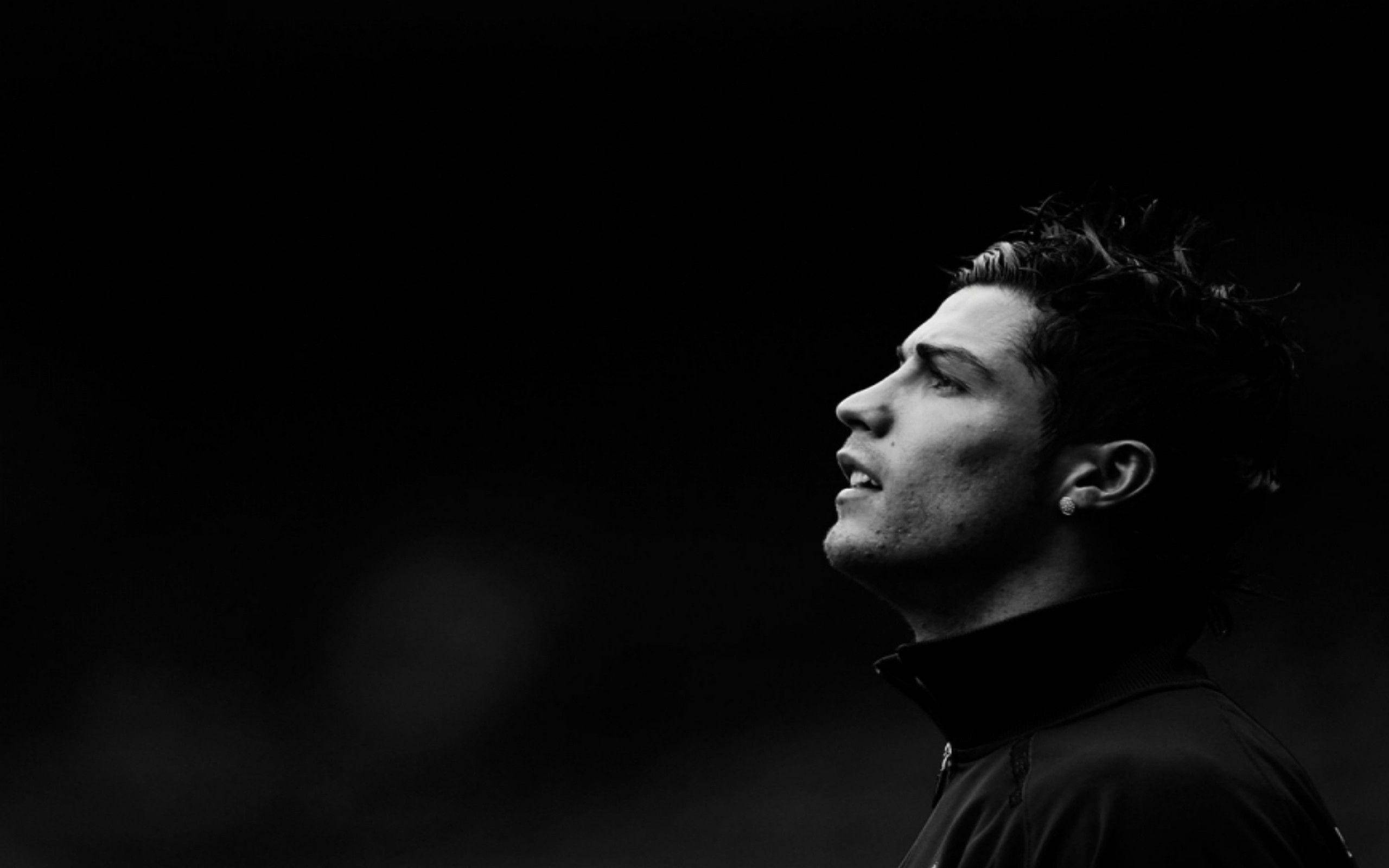 Monochromatic Cristiano Ronaldo Cool Digital Artwork Wallpaper