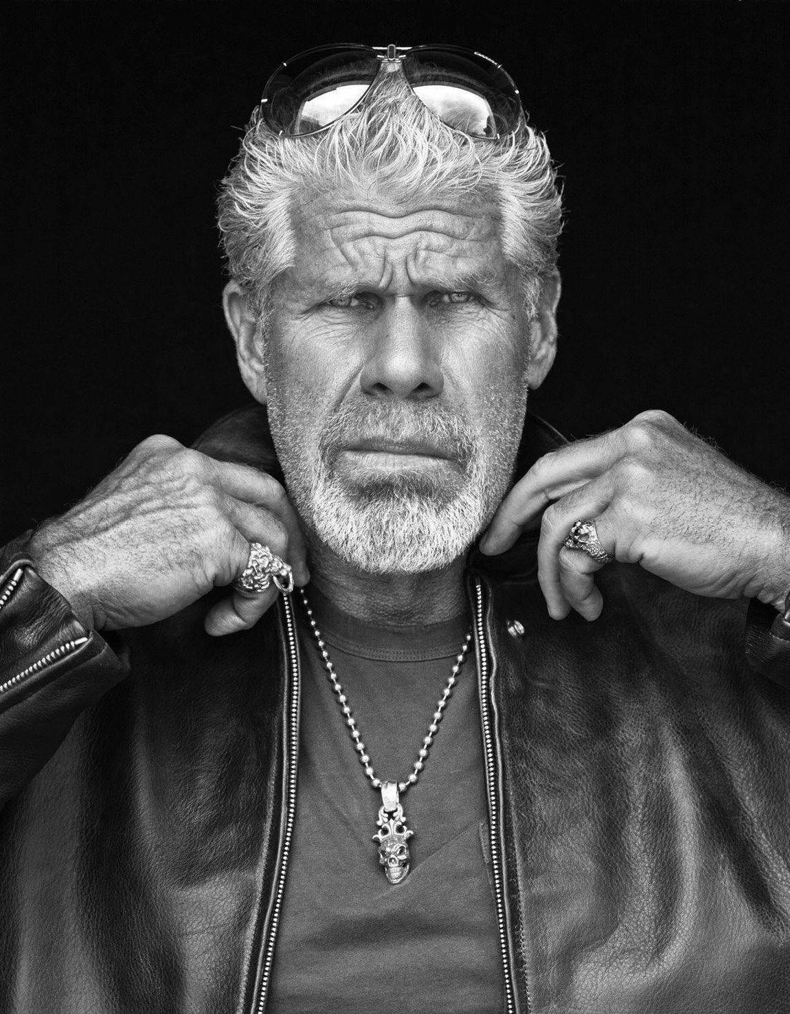 Monochrome Ron Perlman Wallpaper