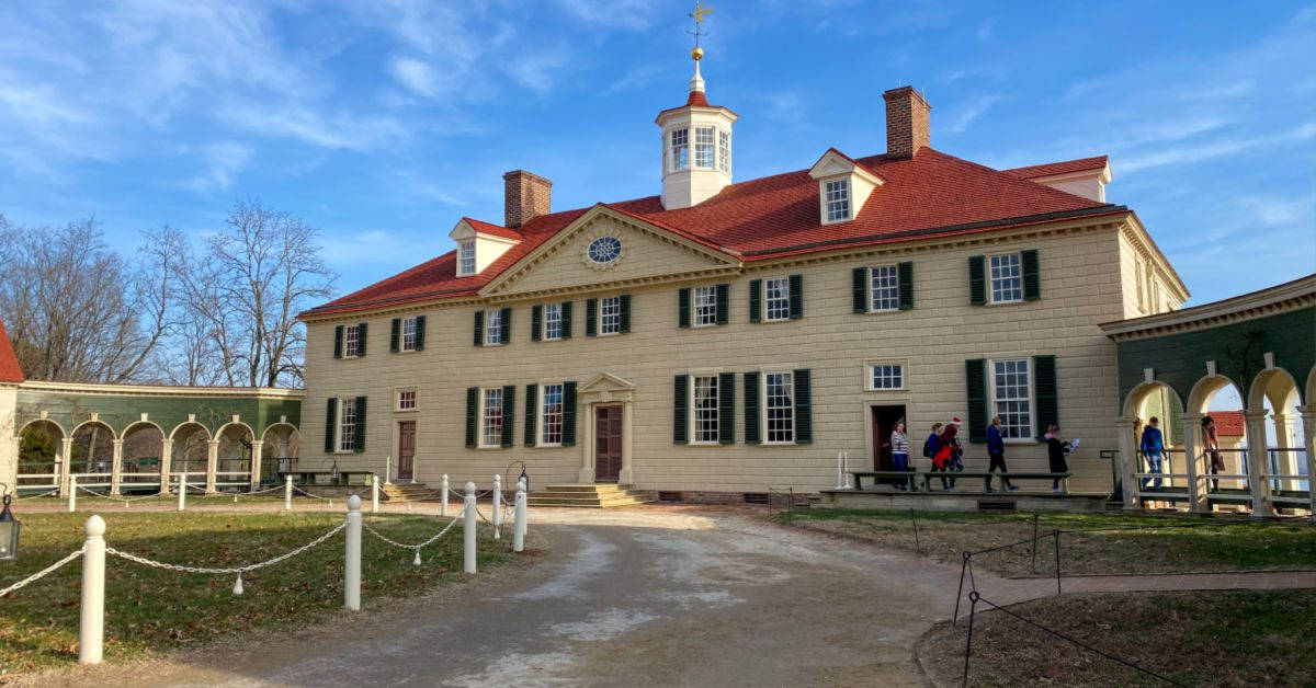 Mount Vernon Tilted Angle Wallpaper