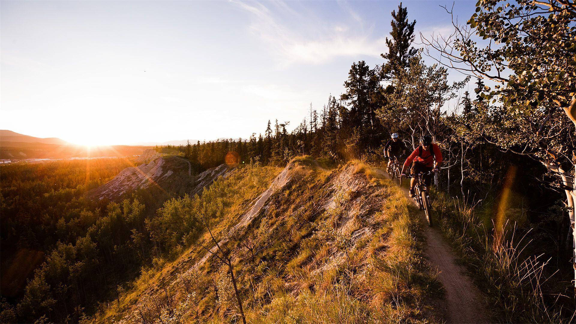 Mtb Hillside Sunset Bike Ride Wallpaper