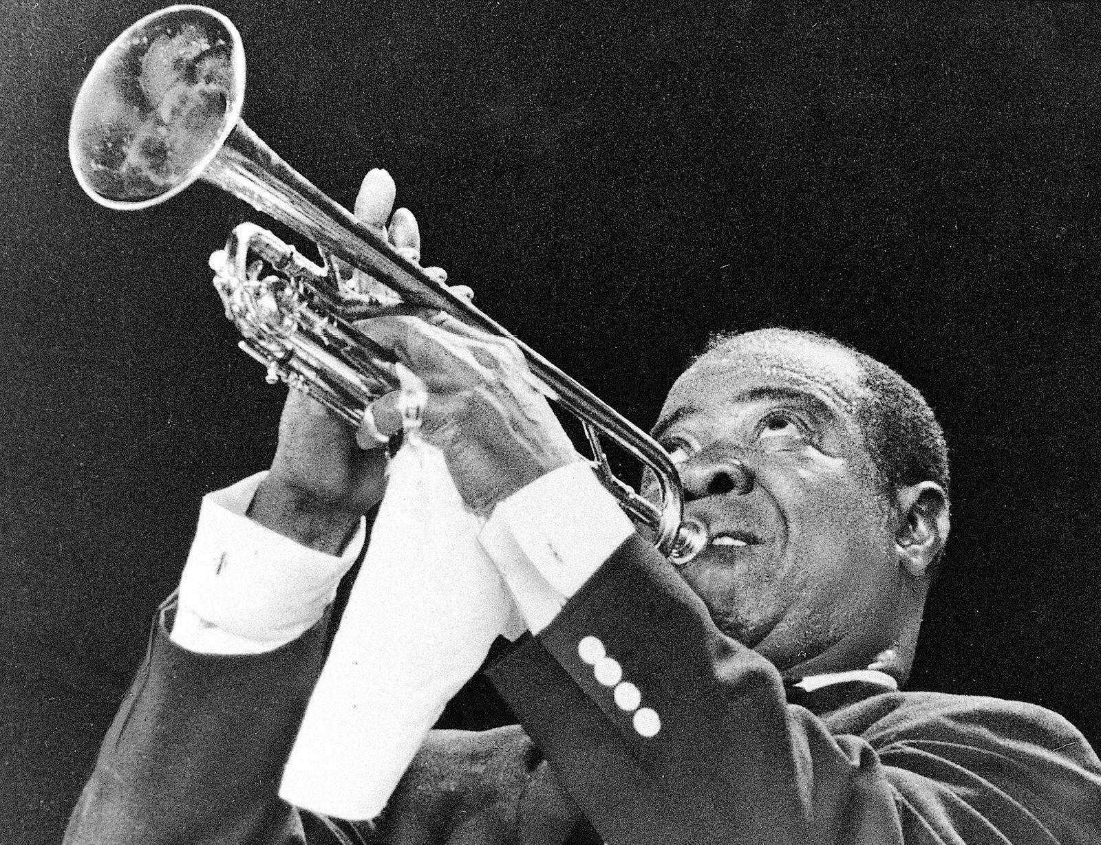 Musical Artist Louis Armstrong Wallpaper