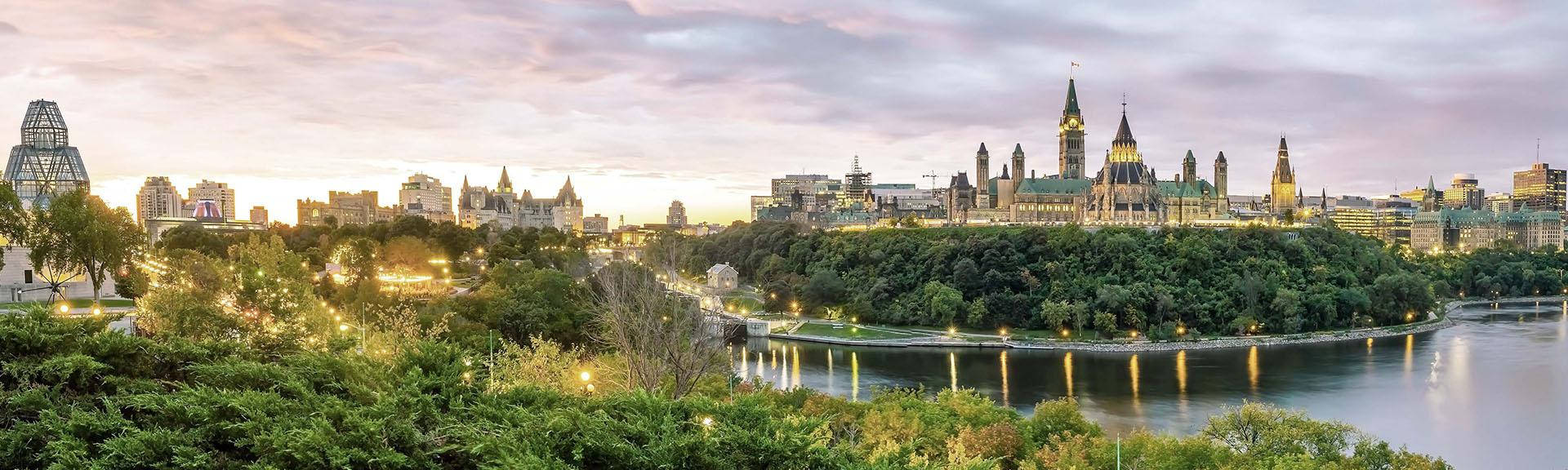 Nature Surrounding Ottawa Parliament Hill Wallpaper