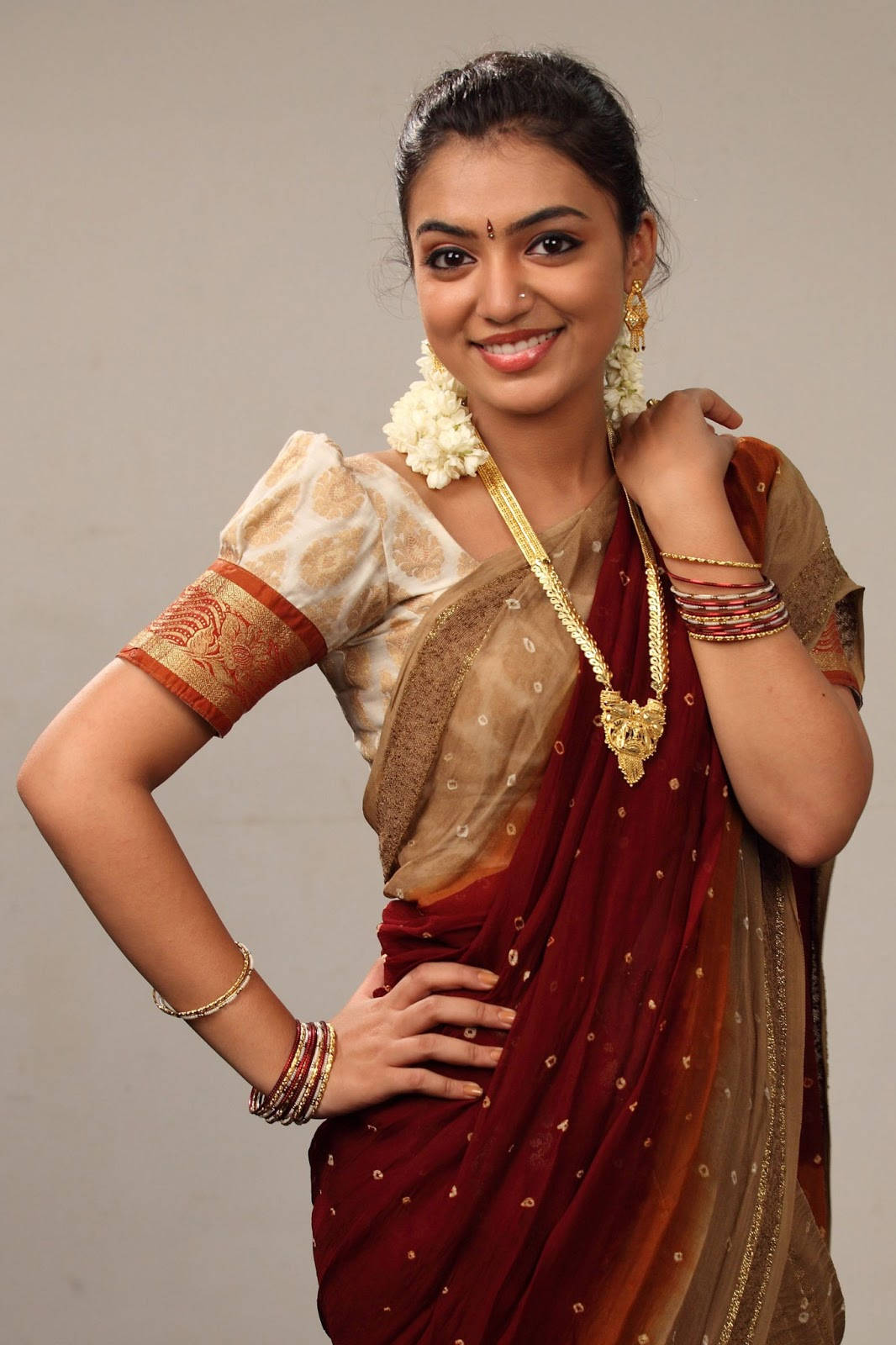 Nazriya Hd Maroon Indian Dress Wallpaper