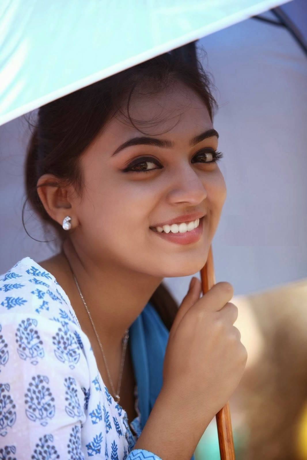 Nazriya Hd White Teeth Wallpaper