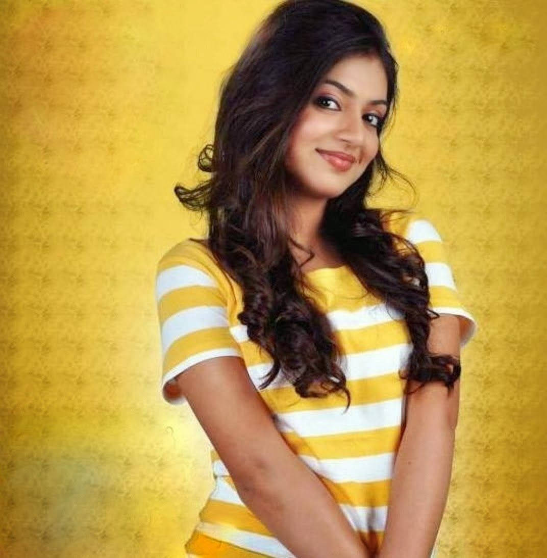 Nazriya Hd Yellow Shirt Wallpaper